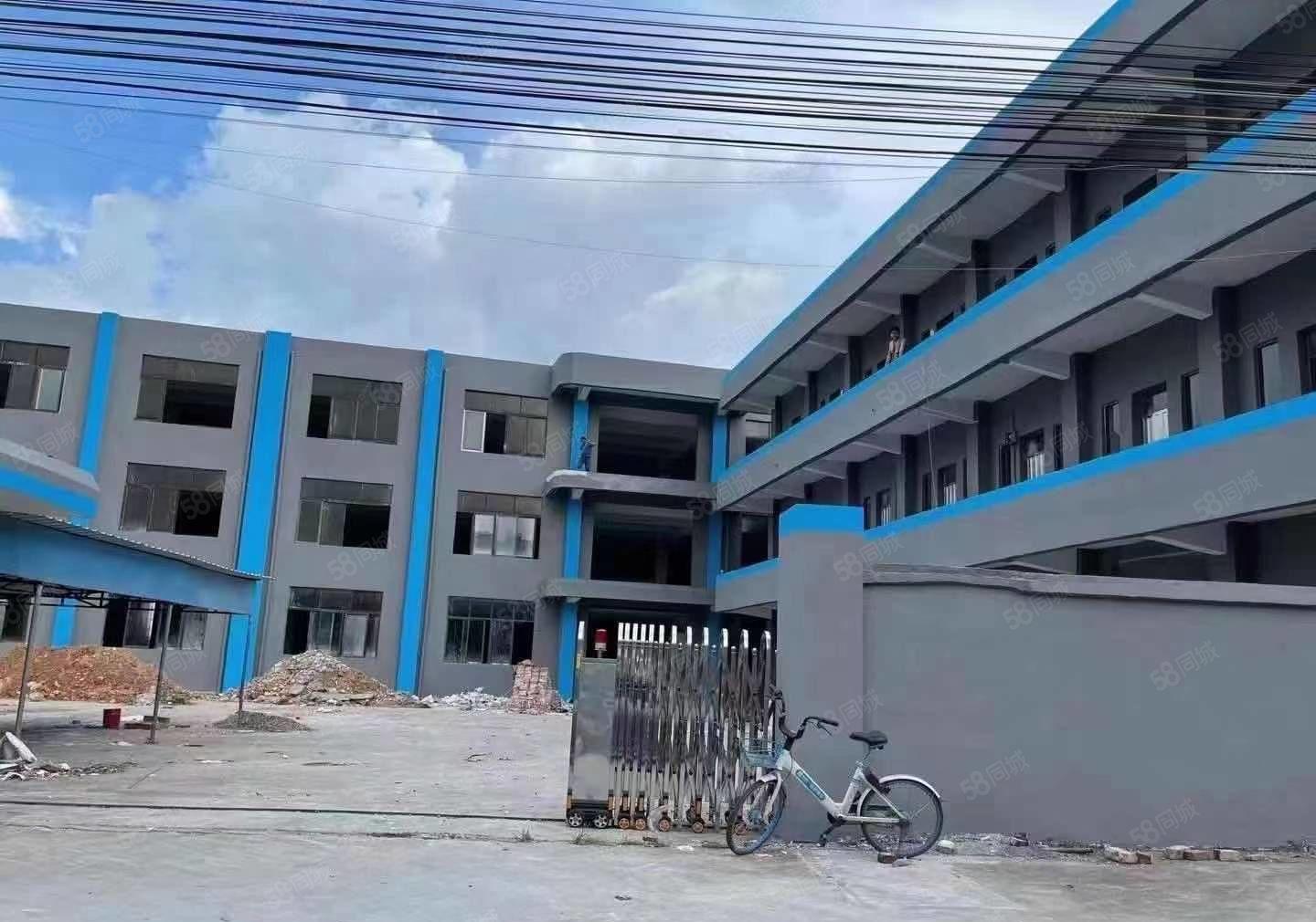 厚街厂房仓库出租6250平方大小可分租水电线路齐全靠大马路边