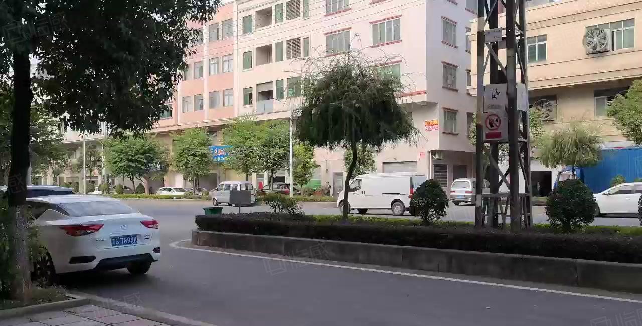 厚街西环路1楼500平方标准厂房出租 价格便宜好谈