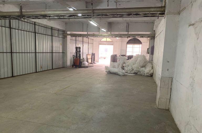 小加工仓库园区一楼260平
