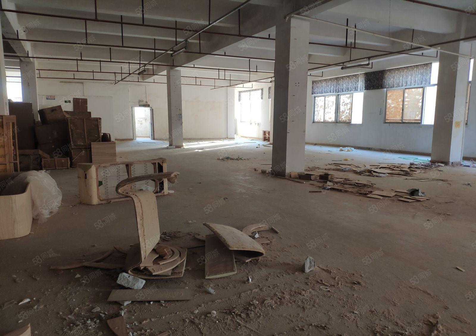 厚街楼上2200平厂房出租仓库出租，带家具环评喷油环评