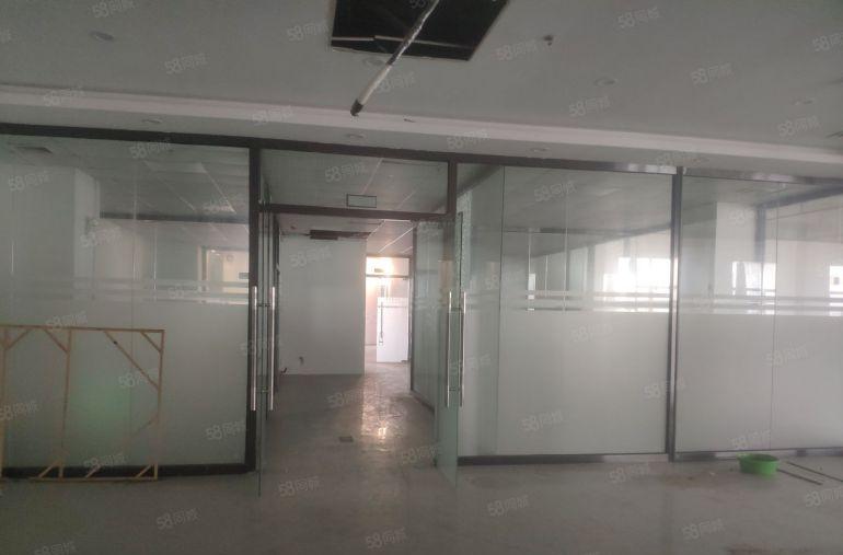 厚街工业大厦楼上1600平低价厂房出租，水电办公室齐全，