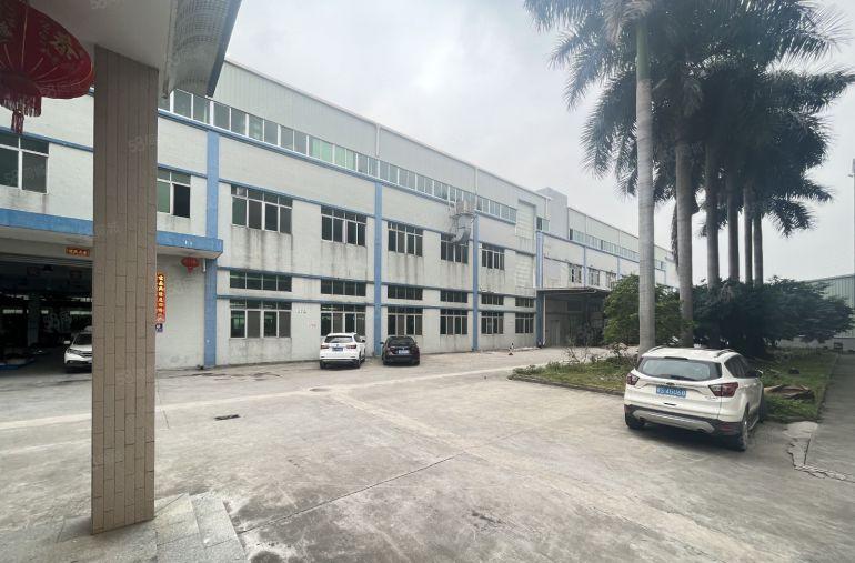 厚街本地房东厂房出租独院带牛角位，适合五金注塑电子家具加工等