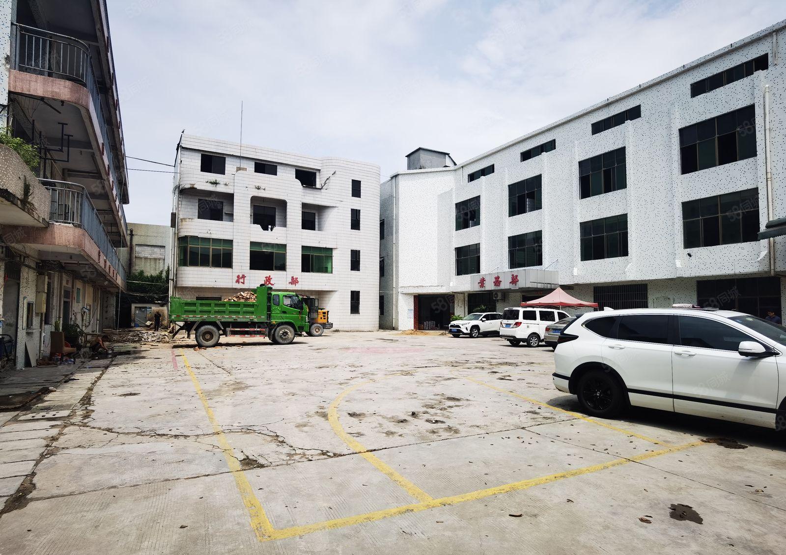 厚街涌口新出花园式厂房13500平方，可分租交通方便