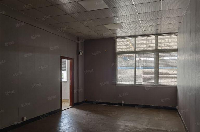 厚街寮厦园区厂房3楼1000平方现成水电办公室适合各行各业