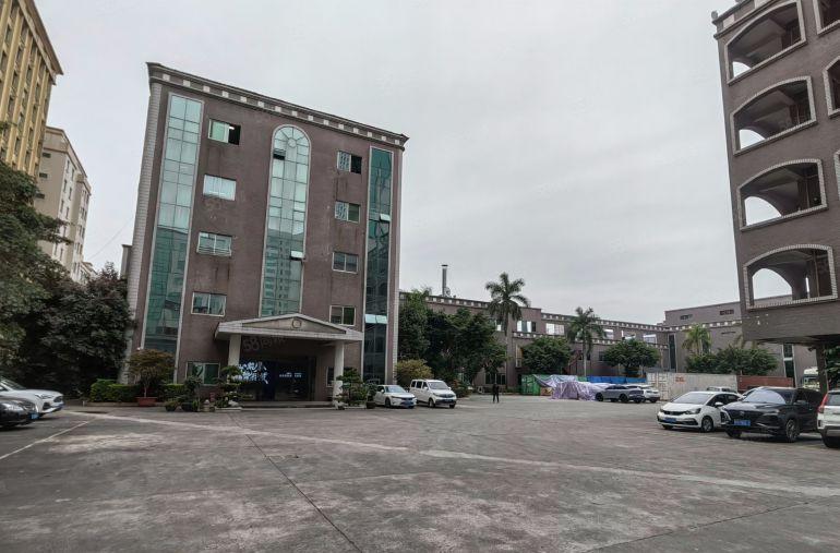 厚街会展对面精装修独院 15000 方，带环评可分租