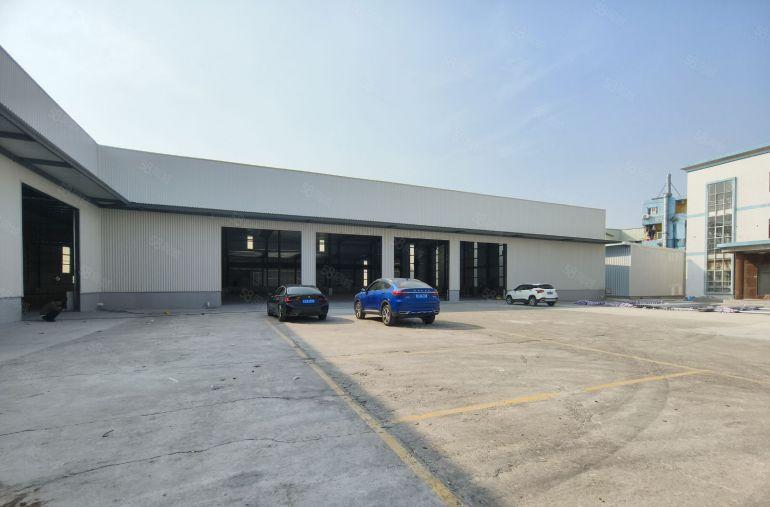 原房东单一层高度8米，带隔热层