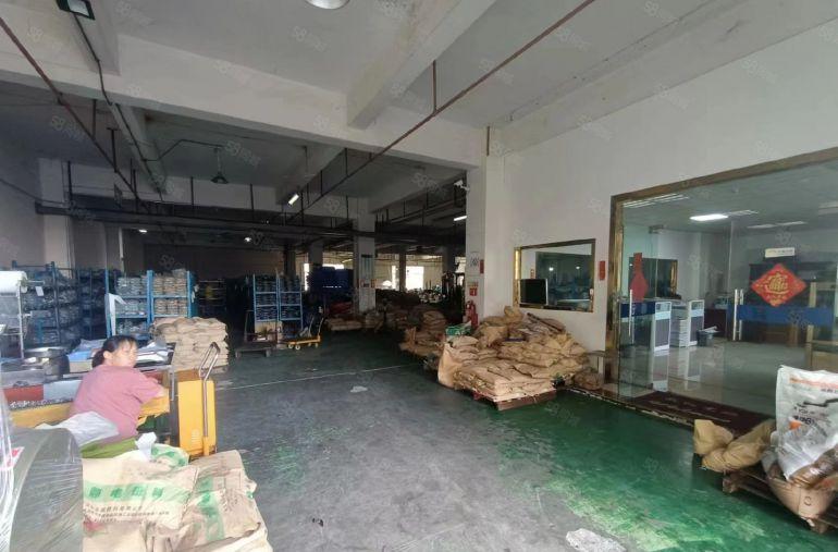 独院工业区分租一楼500平方厂房仓库低价招租，配套现成办公室