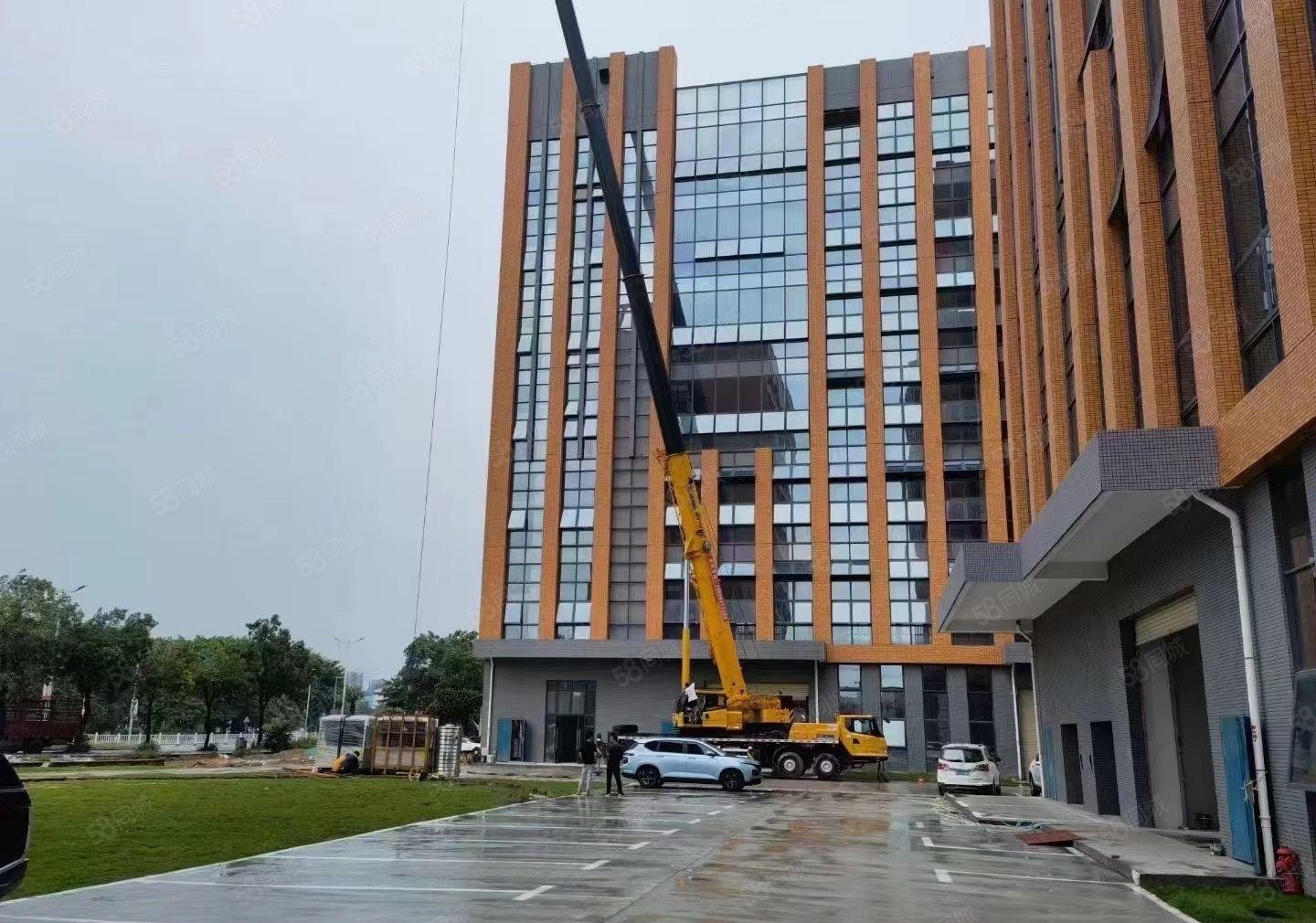 （全新红本厂房）67楼单层面积1730平方出租