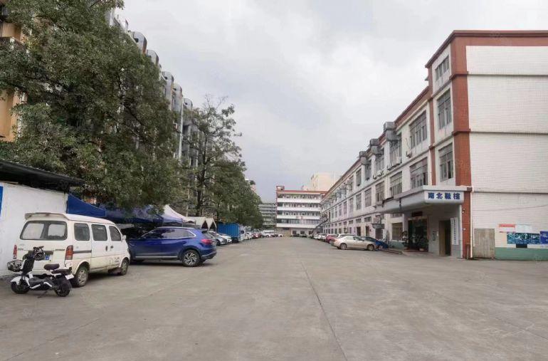 厚街沙塘空出二楼2400平现成精装修水电齐全厂房出租仓库出租