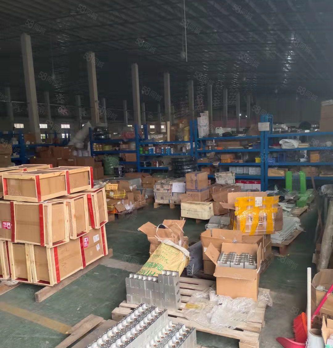 厚街厂房仓库出租6250平方大小可分租水电线路齐全靠大马路边