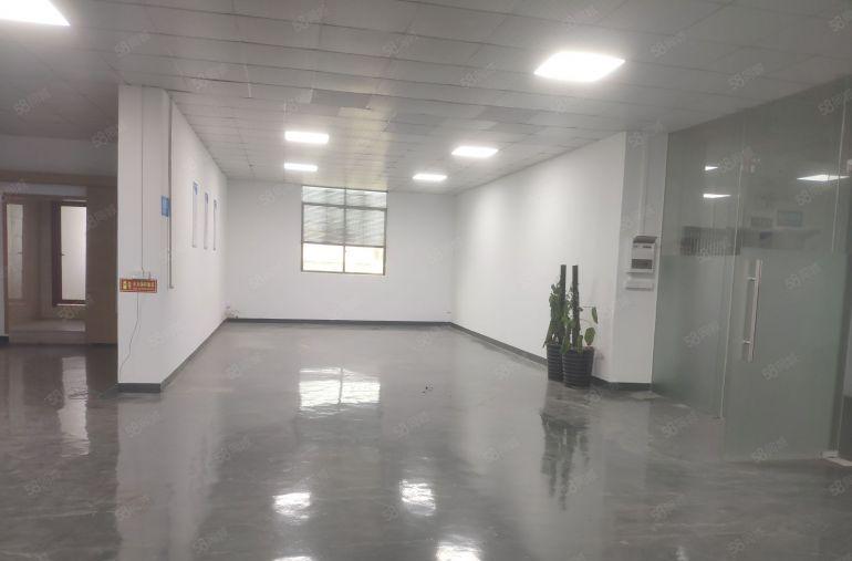 厚街新出楼上1100平低价工业厂房出租厂房仓库出租，水电齐全