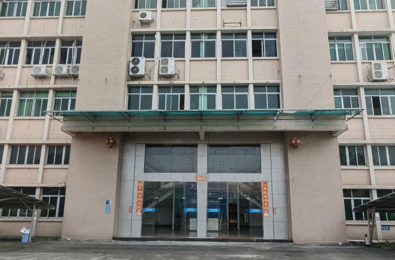 厚街三屯独院7米高厂房仓库一楼1600方仅租20块