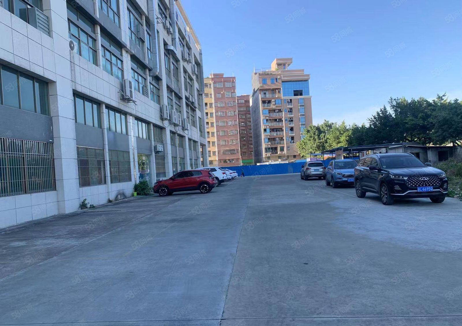 厚街一楼厂房1680平方，现成水电装修带行车，高度6.5米，