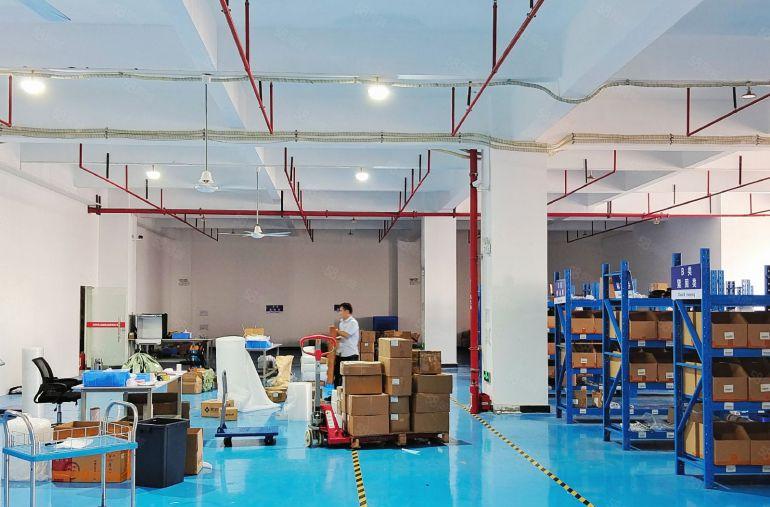 东莞厚街镇楼上厂房出租，无需装修，水电齐全，新厂房，停车方便