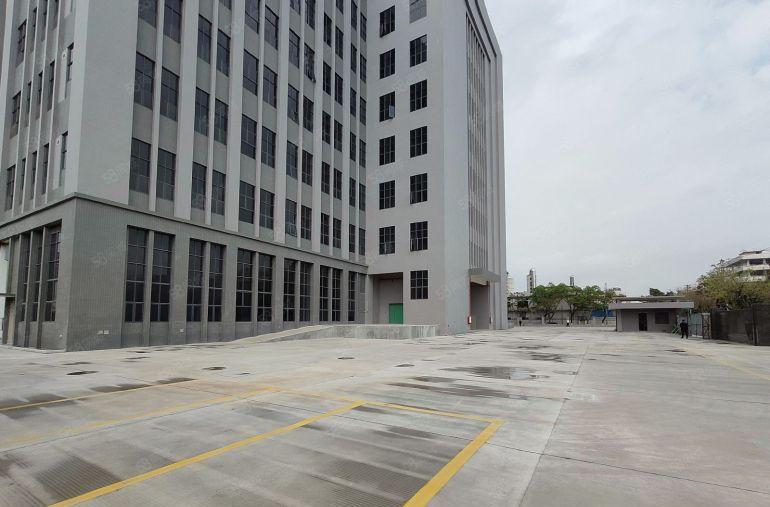 厚街全新标准独院厂房 大小分租 带卸货平台 适合各行业