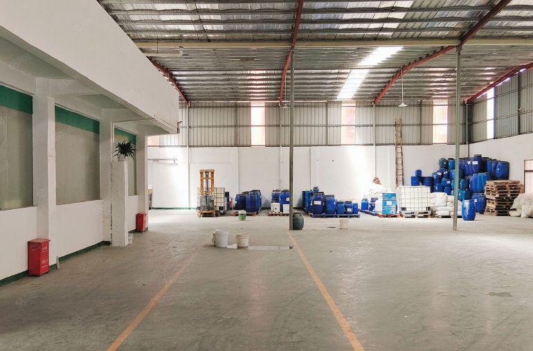 东莞厚街镇原房东独门独院厂房，有精装办公室，可生产，仓库出租