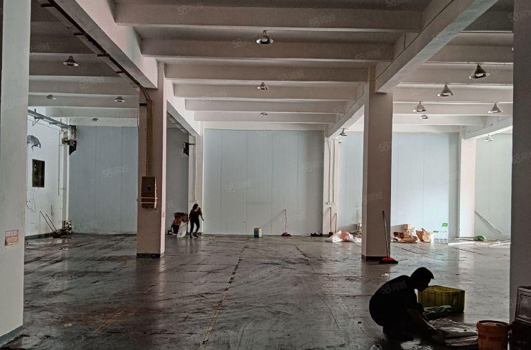 厚街新出5.5米高精装一楼厂房1100平，适合设备五金模具等