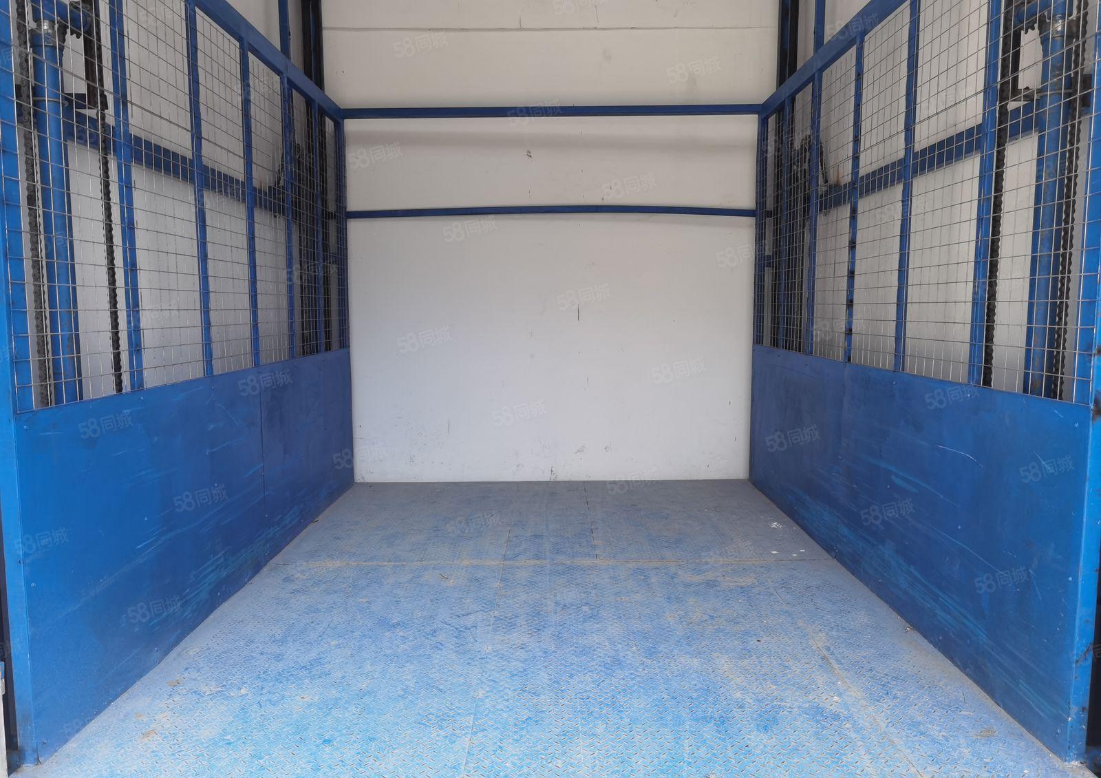 独门独院3600平厂房出租大电梯交通方便园区形象好工业用地