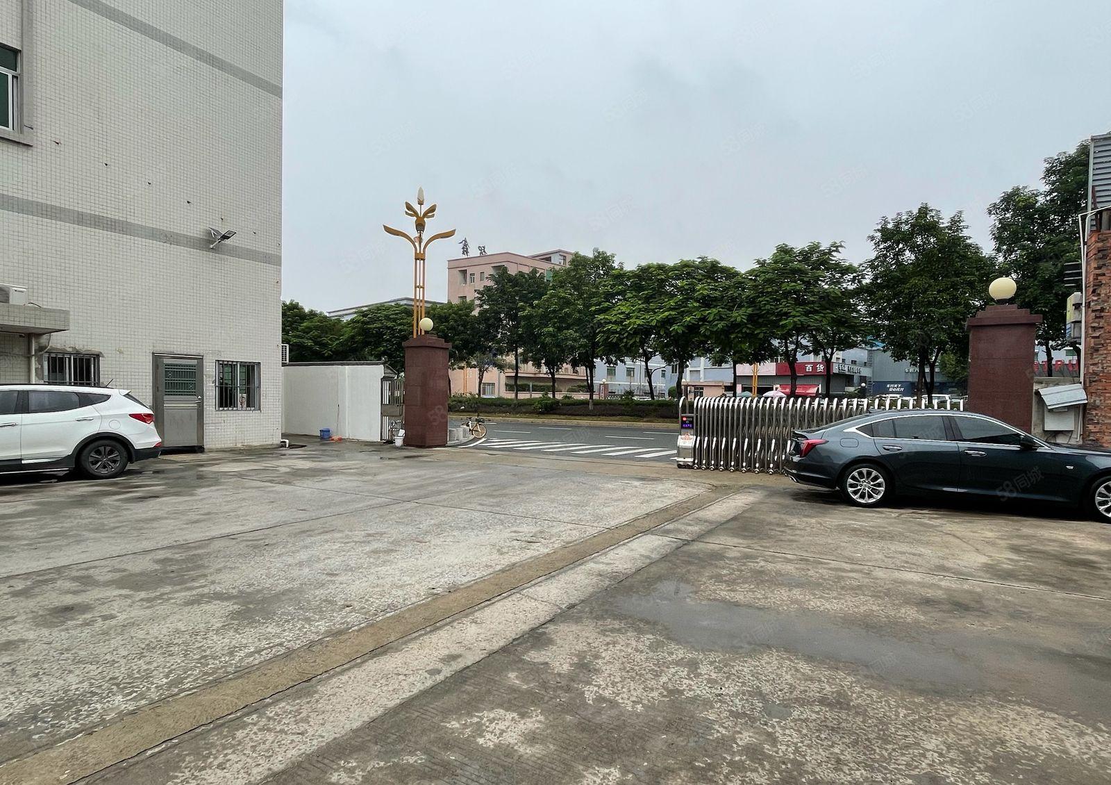 厚街工业园整层5000平方，形象好，空地大