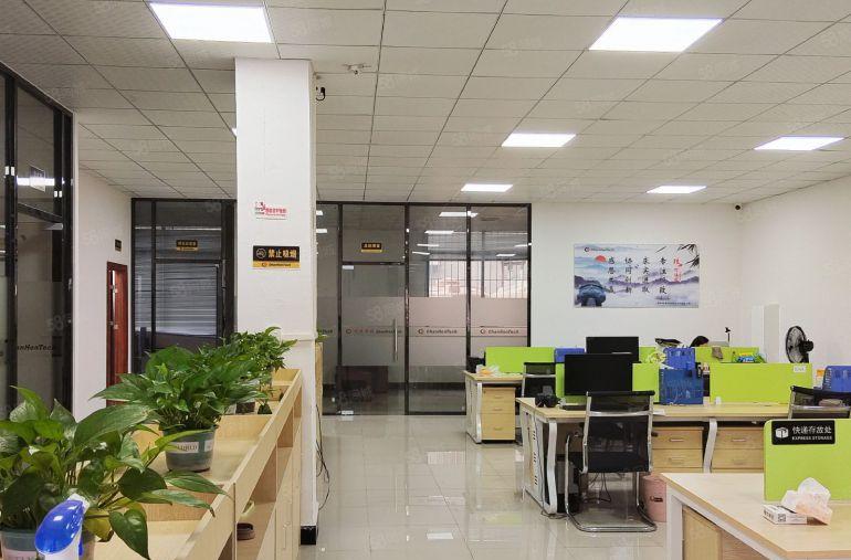 东莞厚街镇原房东一楼厂房出租，园区空地2000平方，高度6米