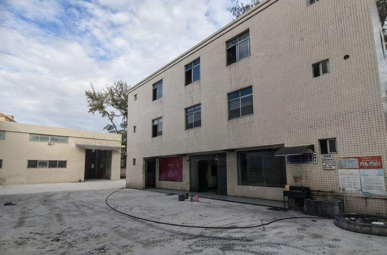 厚街单一层9 米高 独院厂房实际3500 方，配套办公楼宿舍