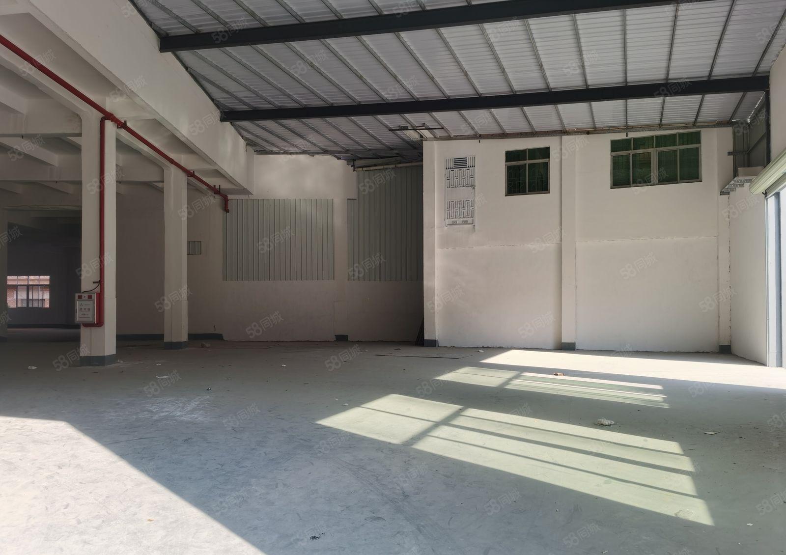 钢结构滴水10米厚街机械五金厂房