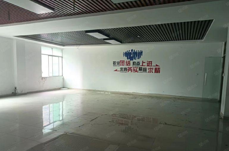 厚街镇原房东4楼分租厂房1700平方可以分租一半现在9元一平