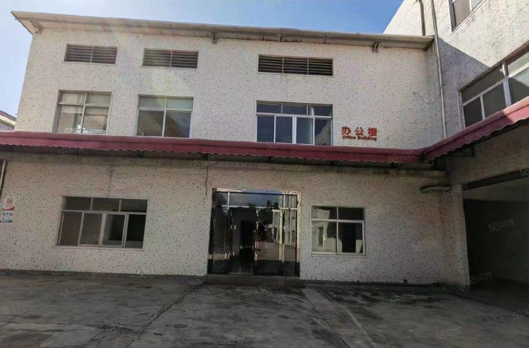 （村委厂房实际面积）独院标准厂房6400平方，配套宿舍办公楼