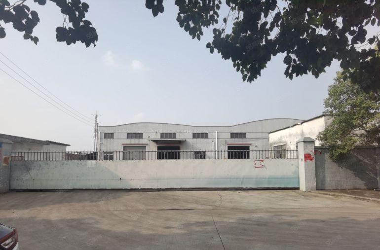 独门独院2200平钢构厂房低价出租园区空地大形象好交通方便