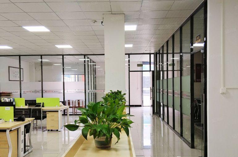 东莞厚街镇原房东一楼厂房出租，园区空地2000平方，高度6米