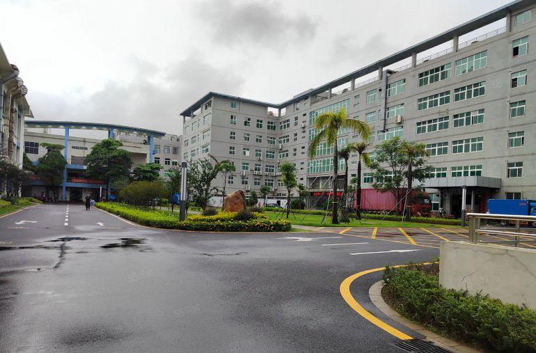 厚街横岗水库附近楼上800平厂房出租带装修水电齐全可拎包入驻