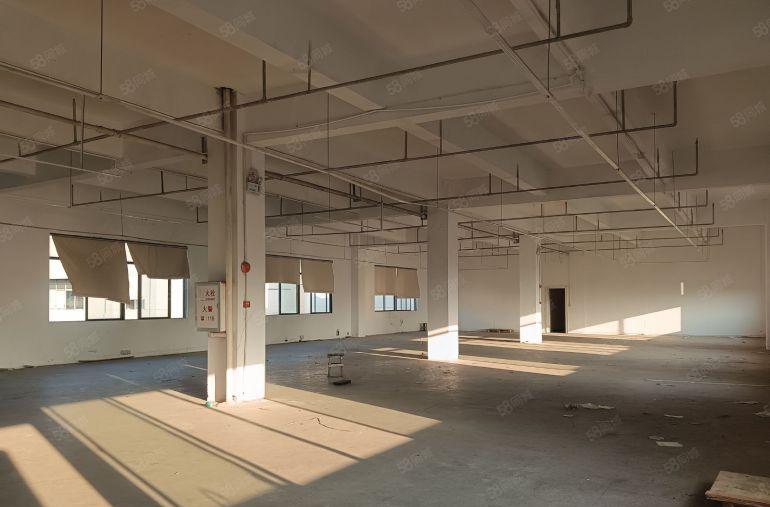 厚街原房东独院厂房三楼900平无公摊出租！有办公室，可办环评