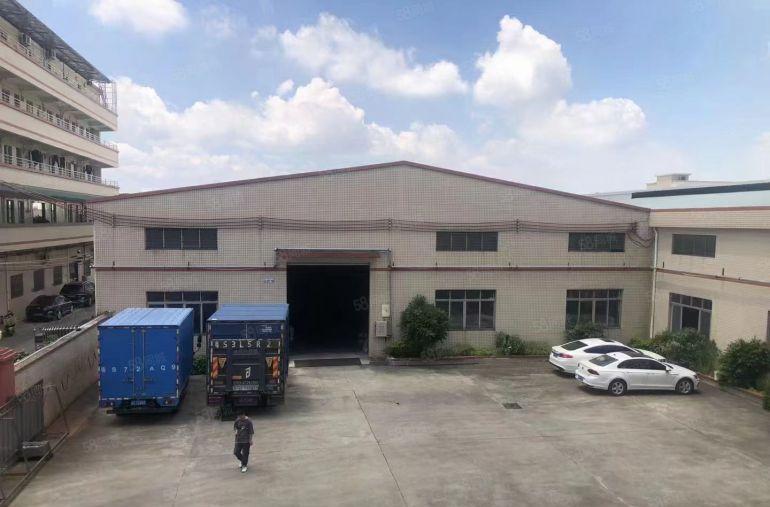 （原房东独门独院厂房3400平方）实际面积租，工业用地有宿舍