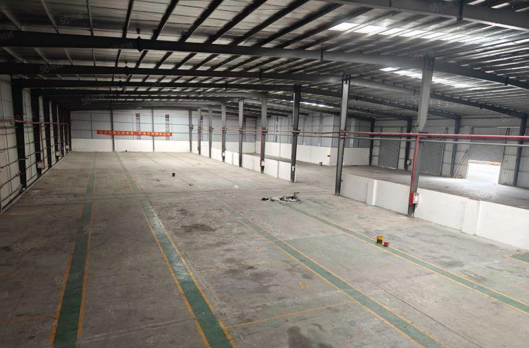 厚街独院单一层钢构厂房 滴水8米 空地大 可架行车适合各行业