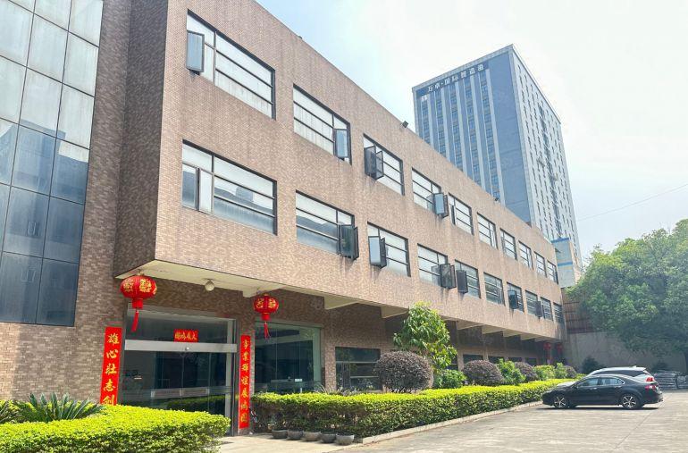 东莞厚街下只能汴原房东独门独院厂房出租，拎包生产