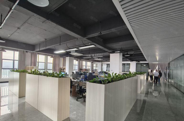 现成办公室，直播间，水电齐全，100万豪华装修