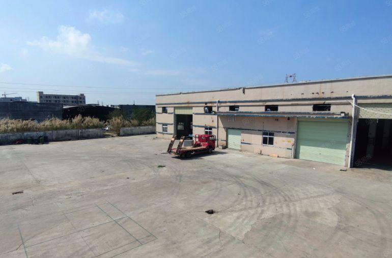厚街镇环莞快速路边原房东独院单一层厂房出租6000平方空地大