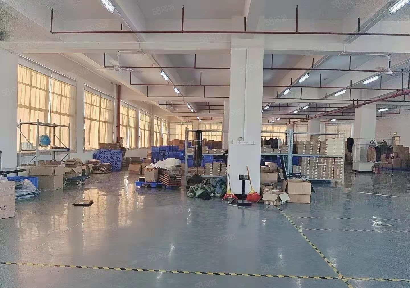 (现成办公室)一楼2000平原房东独门独院水电办公室齐全.