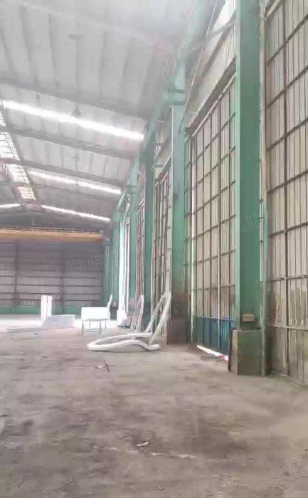 厚街镇重工业厂房2400平方高度13米带有5吨行车免费使用