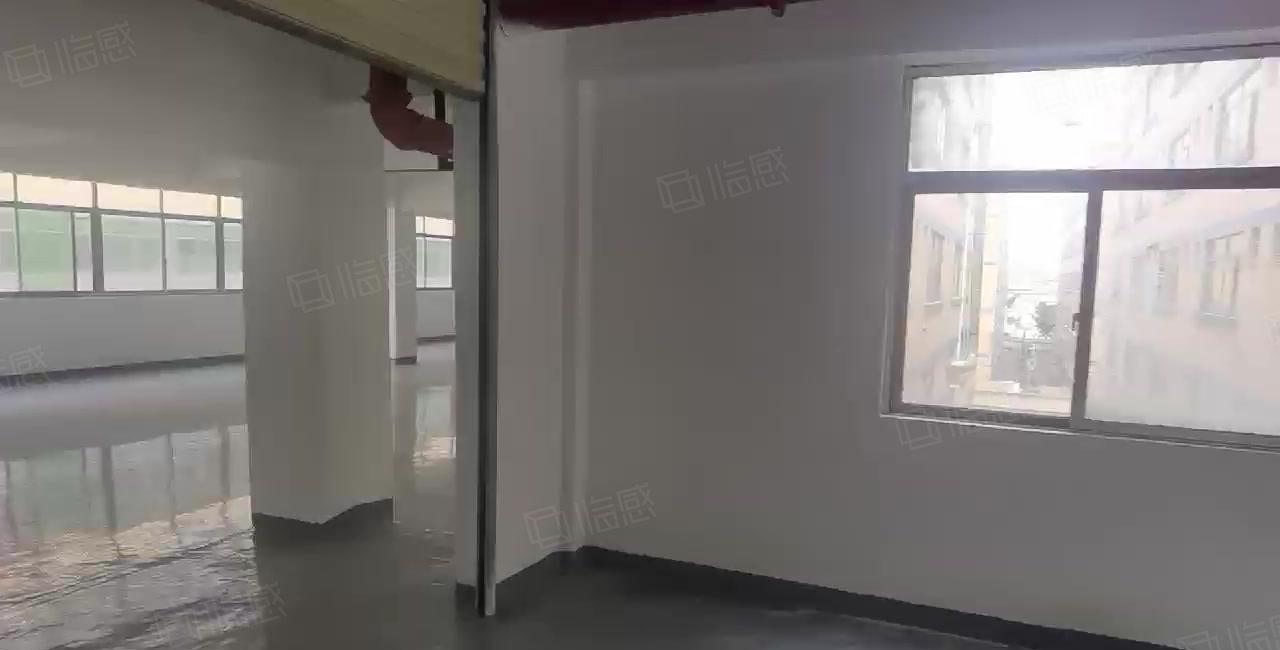 园区超大空地厂房低价出租