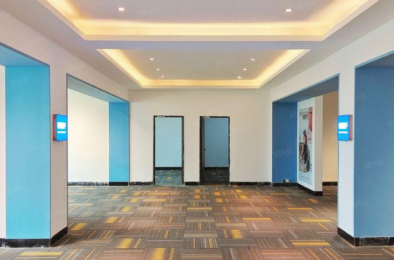 东莞厚街镇厂房出租，有现成装修，也可以做电商仓库出租