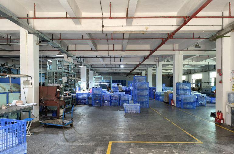 厚街三屯小学附近工业园精装办公水电厂房出租一二楼各1500平