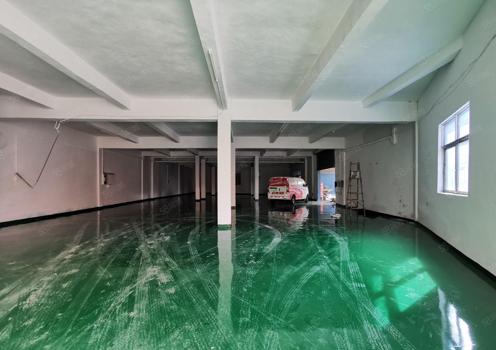 厚街镇厚街村一楼标准厂房招租，全新厂房，送院子，免租期长。