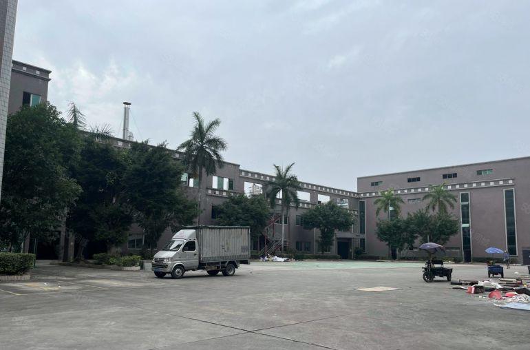 厚街原房东独门独院厂房12000平方，可隔两个独院