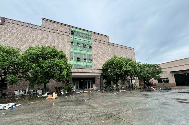 厚街沙塘原房东带精装修独门独院标准厂房出租4500方