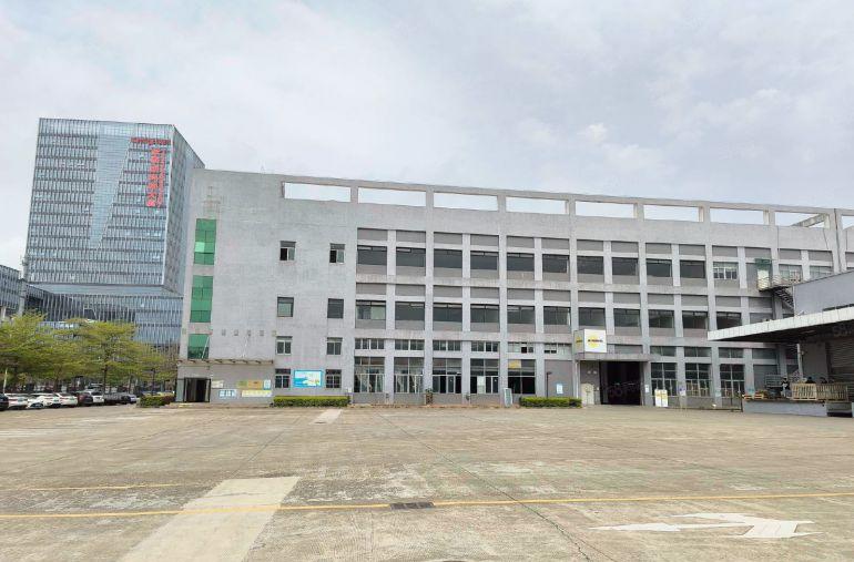 塘厦临深带装修办公室一二楼各2000平厂房仓库出租，水电齐全