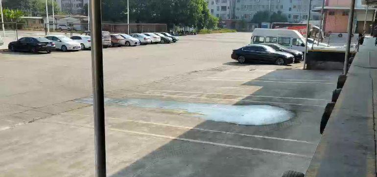 塘厦外环高速出口物流园分租5000平方，丙二类消防，空地超大