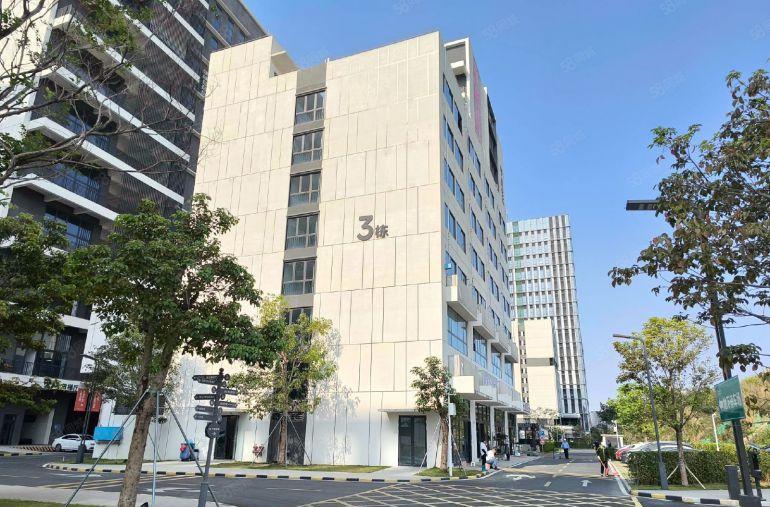 塘厦原房东一二楼各2000平精装修厂房仓库大小分租，水电齐全