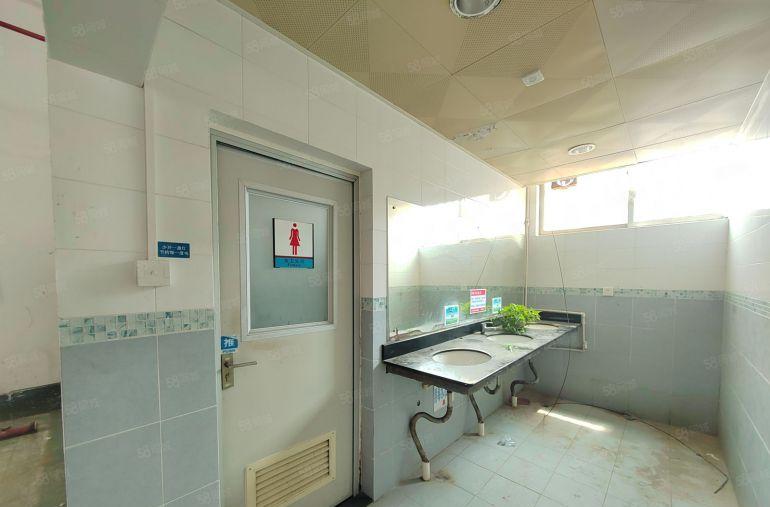 塘厦原房东一楼厂房18元出租，5米高，可办环评