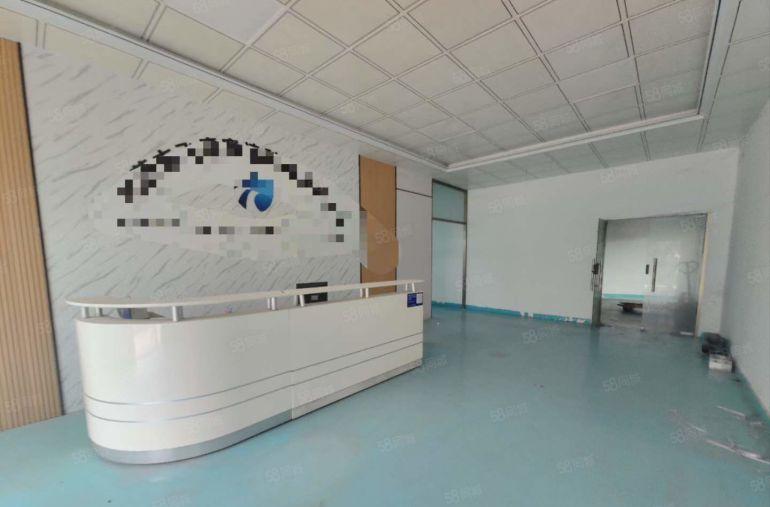 塘厦大坪高速新空楼上整层1800平，精装修带喷淋厂房低价出租